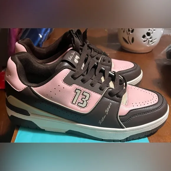 Thirteen Studios Ice Cream Trainer Shoes Size 11 Only 20 Pairs Made VERY RARE
