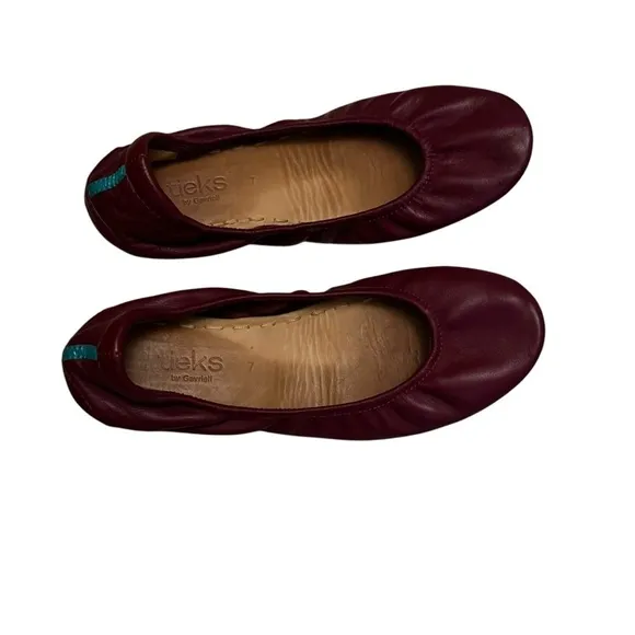 Tieks Burgundy Leather Ballet Flats size 7