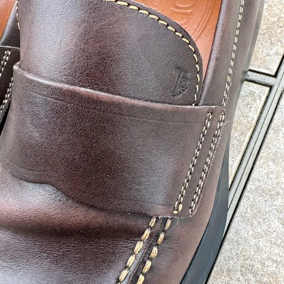 TOD'S Women's Brown Leather Driving Loafers Moc Square Toe Casual Shoes stitched