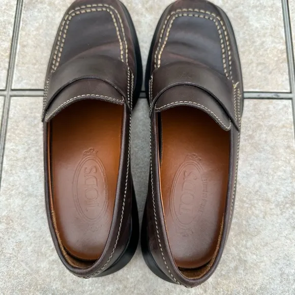 TOD'S Women's Brown Leather Driving Loafers Moc Square Toe Casual Shoes stitched