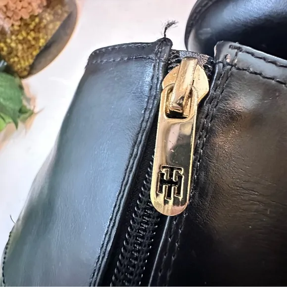TOMMY HILFIGER Ivane Black Leather Boots with Sliver Monogram, EUC