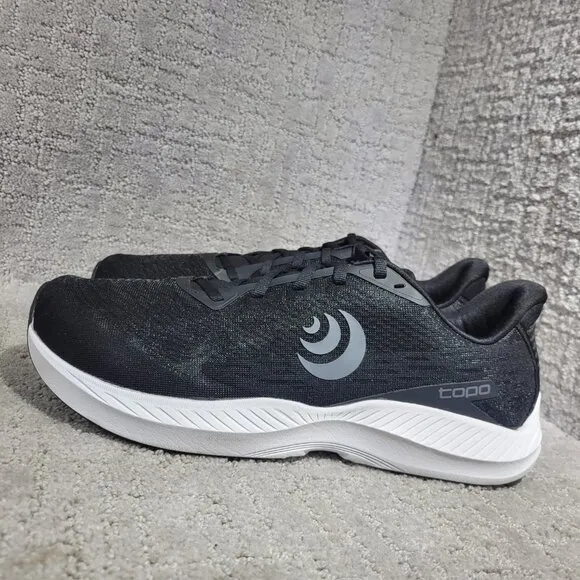 Topo Fli-Lyte 5 Men's US Size 10.5 US Black White Athletic Running Shoes