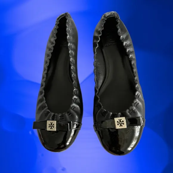 TORY BURCH BLACK ROMY NEW BOX SHOES PATENT LEATHER LOGO BALLET FLATS 6.5