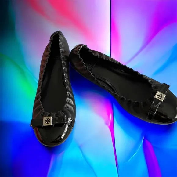TORY BURCH BLACK ROMY NEW BOX SHOES PATENT LEATHER LOGO BALLET FLATS 6.5
