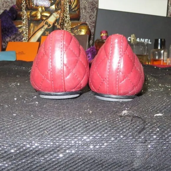 Tory Burch Kaitlin Sangria Red Quilted Leather Ballet Flats Gold Cap Toes size 9