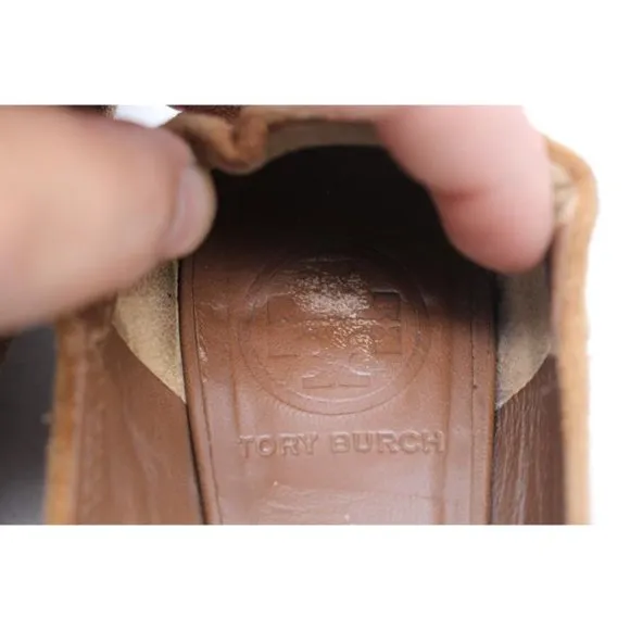 Tory Burch Medallion Flats Women's Size 5.5 M Camel Brown Suede  Ballet Shoes