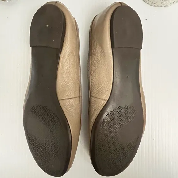 Tory Burch Women's Taupe  Ballet Flats Size 8