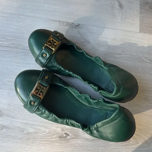 Tory Burch Ambrose Ballet Flats Green Women's  size 8.5 Gently Used