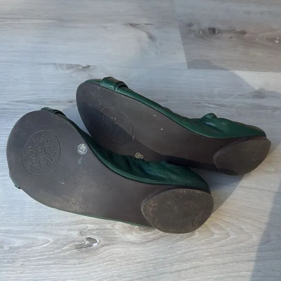 Tory Burch Ambrose Ballet Flats Green Women's  size 8.5 Gently Used