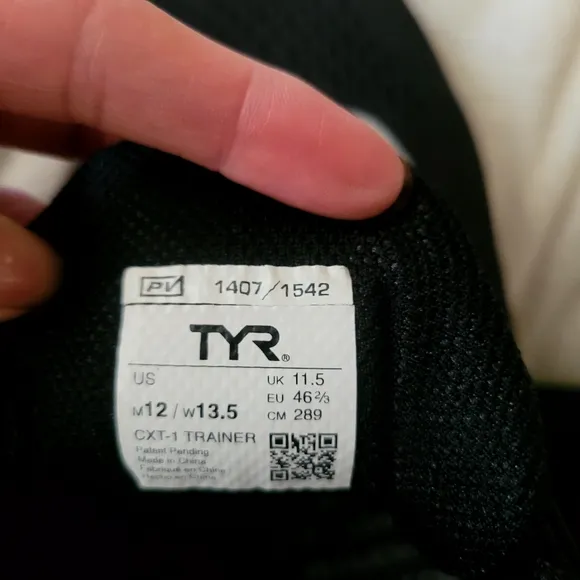 TYR Women's Black and Gray Athletic Shoes
