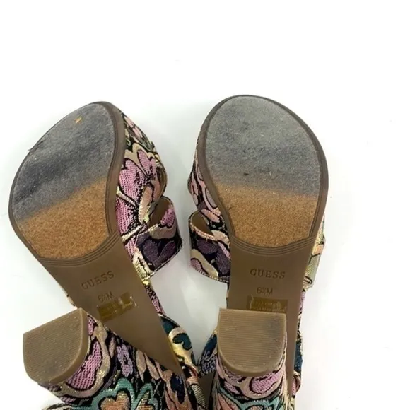 UEC Guess gold floral embroidered ankle strap platform shoes size 6.5 w/box