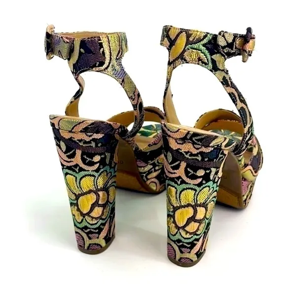 UEC Guess gold floral embroidered ankle strap platform shoes size 6.5 w/box