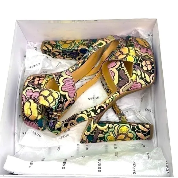UEC Guess gold floral embroidered ankle strap platform shoes size 6.5 w/box