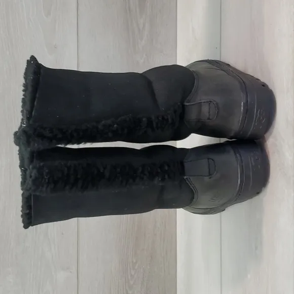 Ugg Australia Women Comfort 5303 Leather boots sheepskin shoes sz 5