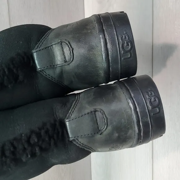 Ugg Australia Women Comfort 5303 Leather boots sheepskin shoes sz 5