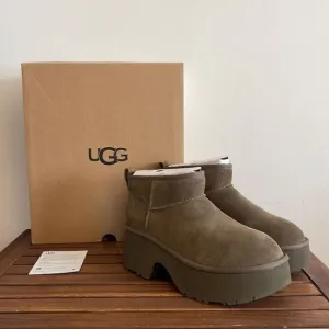 UGG Classic Ultra Mini New Heights Boots Hickory US Women Size 9/UK 7/EU 40