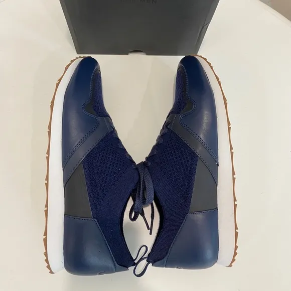 UGG men’s trigo hyperweave shoe