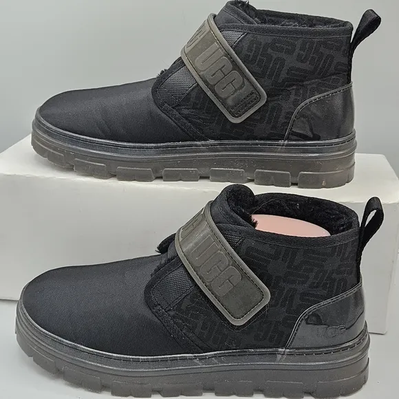 UGG NEUMEL CLEAR BLACK SUEDE SHEEPSKIN  lined ankle chukka Booties size 10