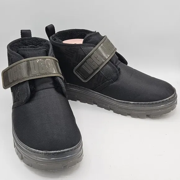UGG NEUMEL CLEAR BLACK SUEDE SHEEPSKIN  lined ankle chukka Booties size 10
