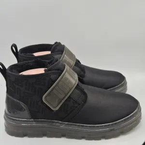 UGG NEUMEL CLEAR BLACK SUEDE SHEEPSKIN  lined ankle chukka Booties size 10