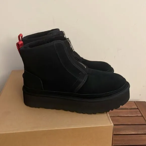 UGG Neumel Zip Platform Boots Black Women Size 9