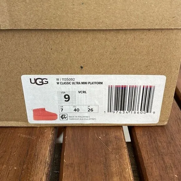 UGG Classic Ultra Mini Platform Boots Vibrant Coral USA Women Size 9/UK 7/EU 40
