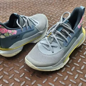 Under Armour Athletic Shoes Sneaker Curry 7 Floral Chinese New Year Lace Up 6.5Y
