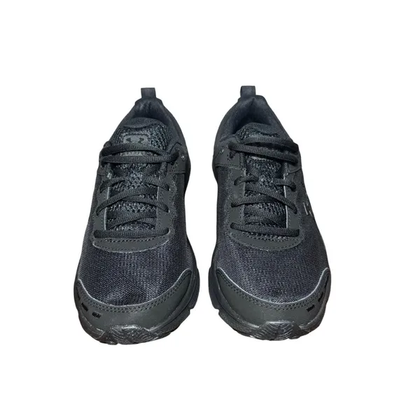 Under Armour women’s Black Athletic Shoes size 7.5