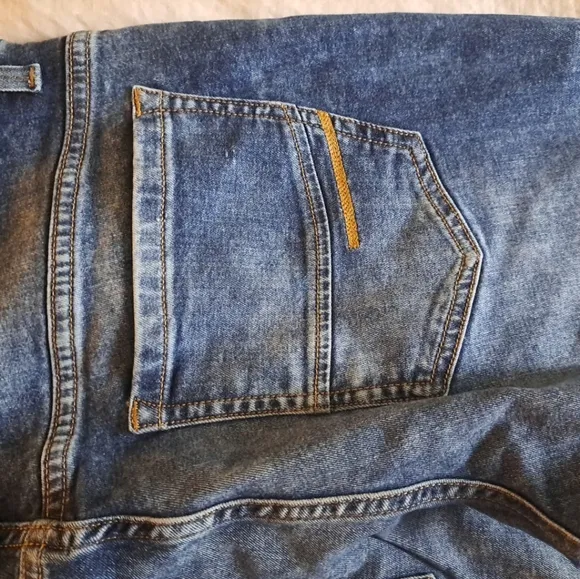 United Colors Of Benetton Jeans Size 34 X 31 Euc