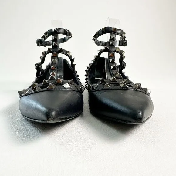 VALENTINO Black Rockstud Caged Flat Size 37.5 Pointed Toe Leather Gladiator Shoe