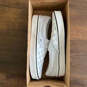 vans classic slip on color theory checkboard women size 7.5