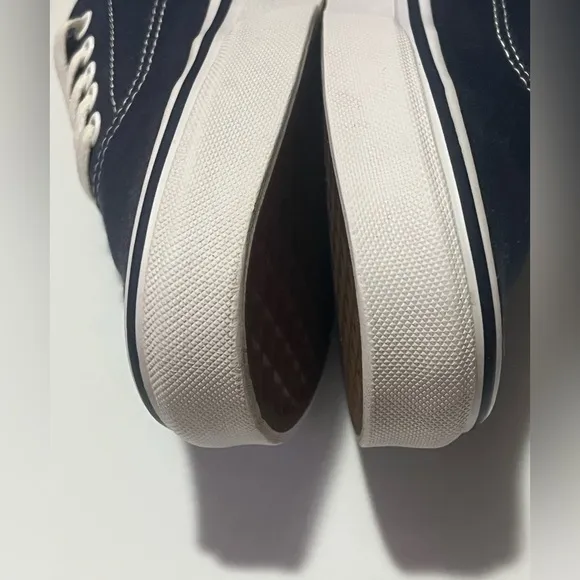 Vans Men's Navy Sneakers, Size 9.5