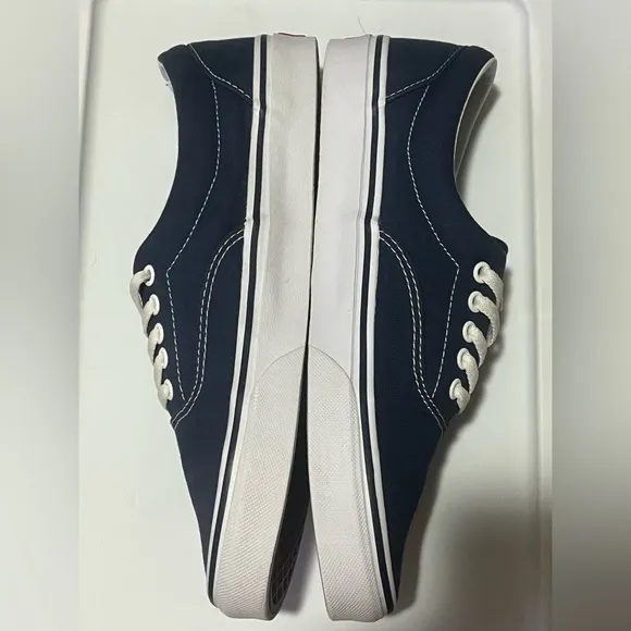 Vans Men's Navy Sneakers, Size 9.5