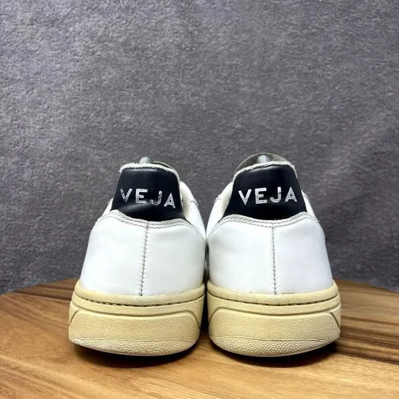 Veja V-10 Men's 8 White Black Sneakers Leather Lace-Up Low Top Athletic Casual