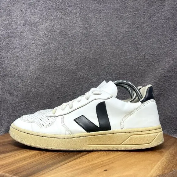 Veja V-10 Men's 8 White Black Sneakers Leather Lace-Up Low Top Athletic Casual