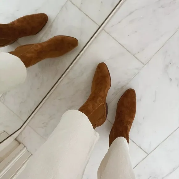 Veronica beard Lada Chelsea western style suede boots women size 8.5