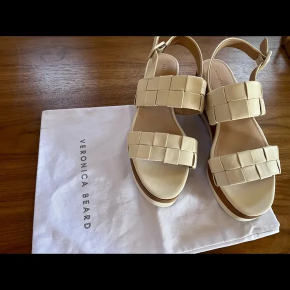 Veronica Beard Platform Sandals size 9