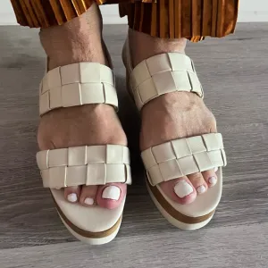 Veronica Beard Platform Sandals size 9