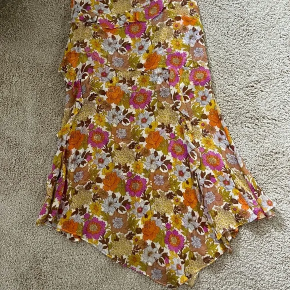 Veronica Beard Skirt size 6 NWOT