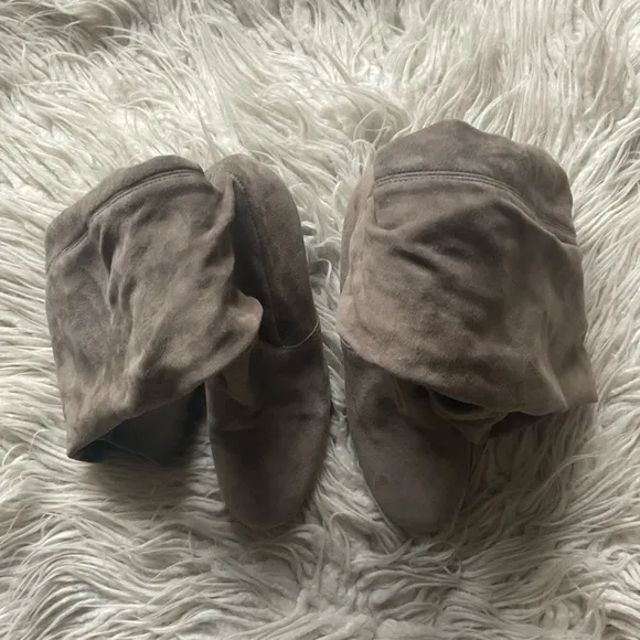 Via Roma 15 Gray Suede Leather Over The Knee Thigh High Heel Boots NWT Size 36.5