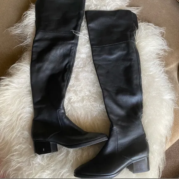 Via Spiga Leather Boots