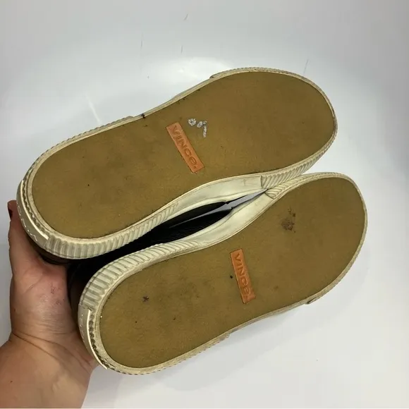 Vince black leather Kirkland slip on shoes size 7.5