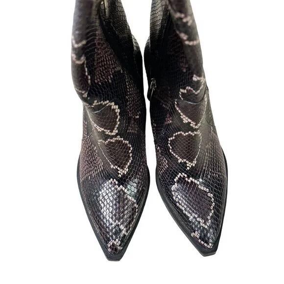 Vince Camuto Gravana Knee High Boots Size 6