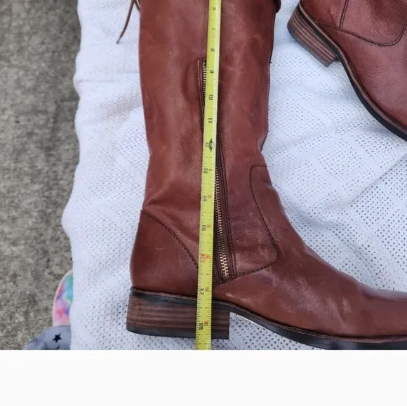 Vince‎ Camuto Knee High Riding Boots 10