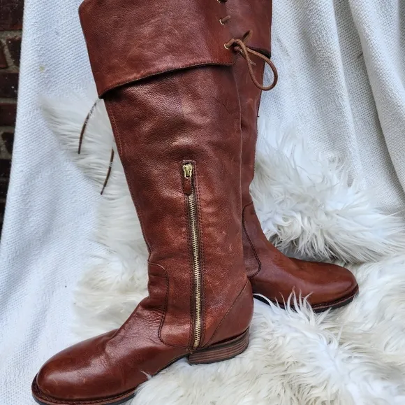 Vince‎ Camuto Knee High Riding Boots 10
