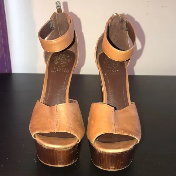 Vince Camuto Tan Platform Sandals