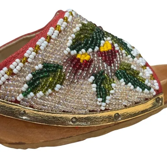 Vintage 70s Beaded Hand Carved Wooden High Heel Mule Sandals Tropical VLV Pin-up