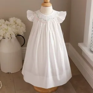 White Smocked Dress Flutter Sleeve Bishop Bailey Boy's Boutique Size 24 Months