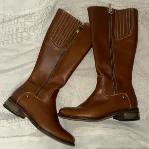 Women’s 9.5 Gorgeous camel brown leather zip up David Serrano handcrafted boots