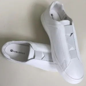 Women's Fabletics White Laurel Shoes Size 10